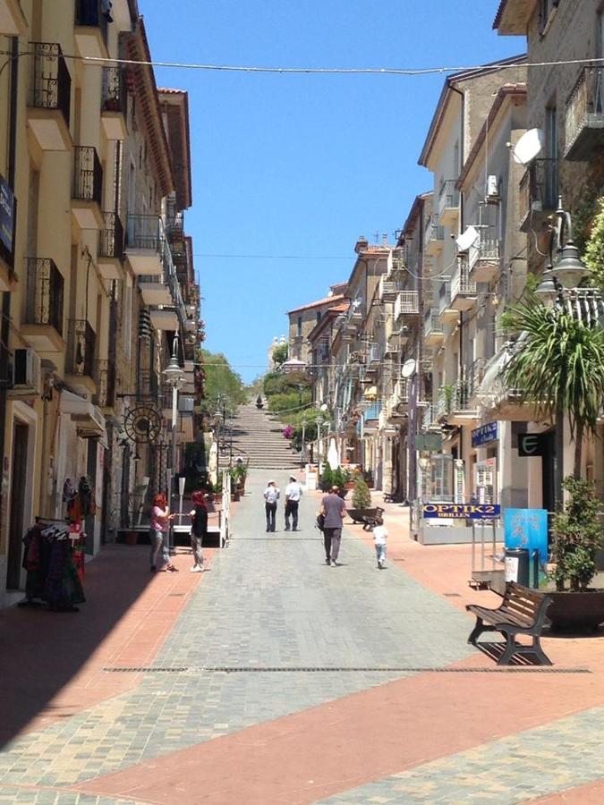 Panoramic Apartments In Villa In Center "The Beach And The Cliff" 1 Agropoli Exteriér fotografie